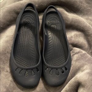 Crocs Women's navy Flats